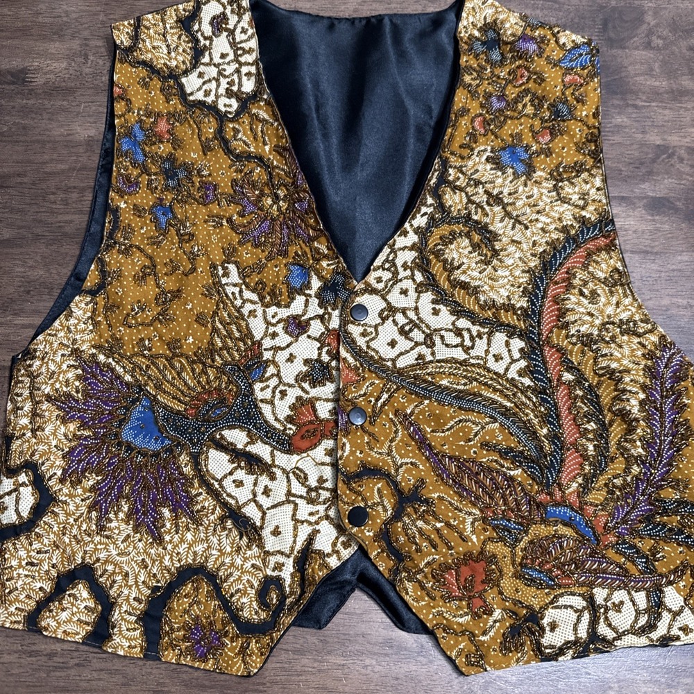 KENAR Vest Women's Size Small Multicolor Hand Beaded Button & Tie Back